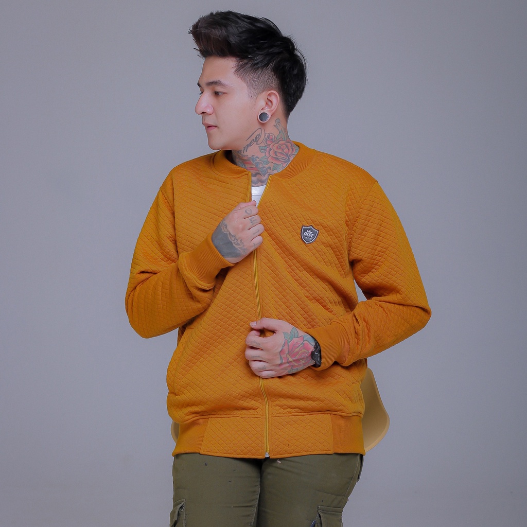 JAKET COMFY PRIA BOMBER