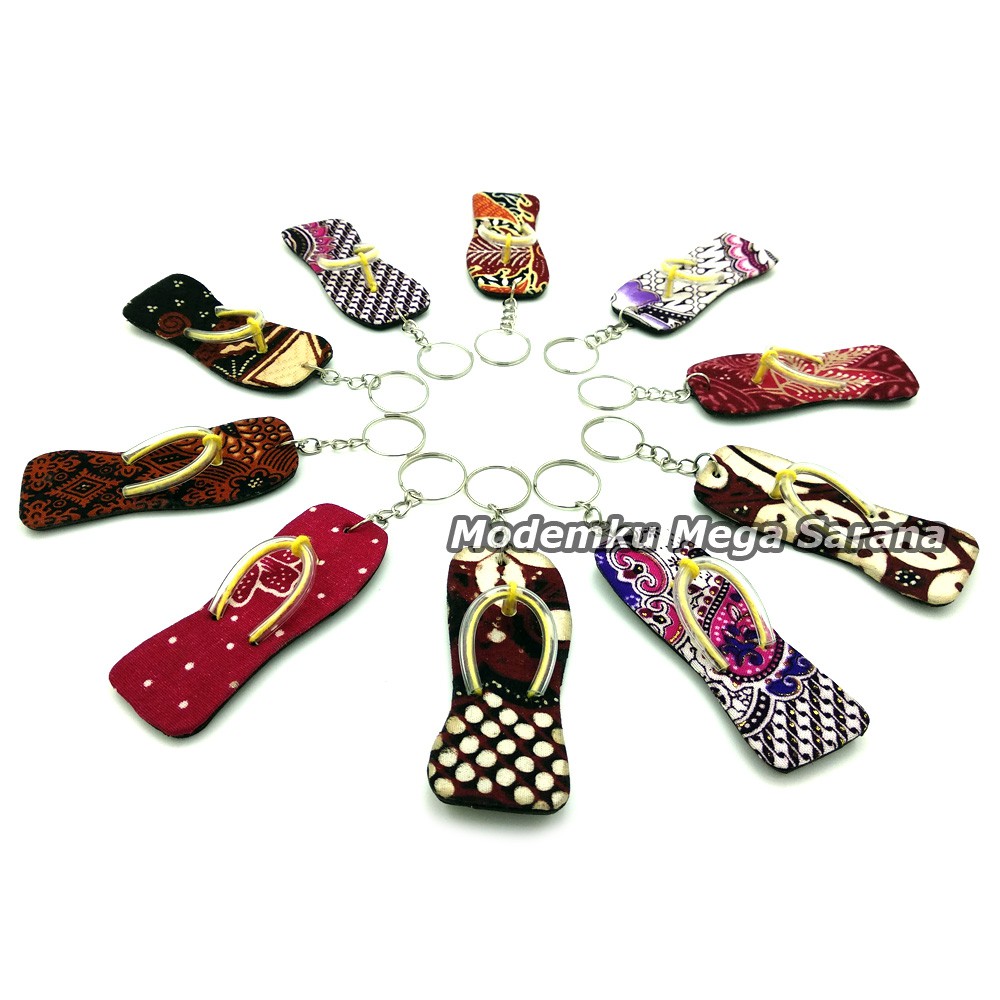 Souvenir Gantungan Kunci Sandal Jepit Batik