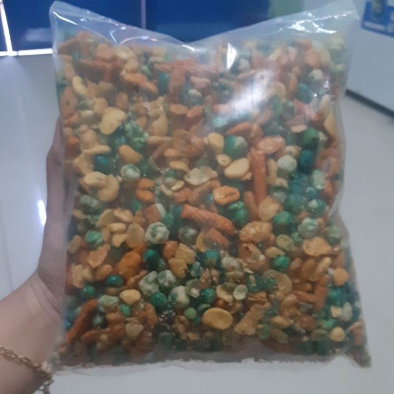 

KACANG POLONG MIX 500GR