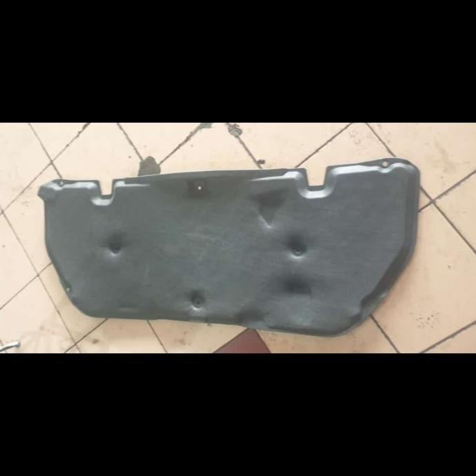 PEREDAM KAP MESIN INNOVA 2005-2015 ASLI