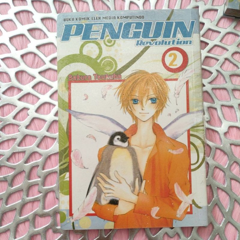 komik penguin revolution 123 / harga tersebut untuk 3pcs komik