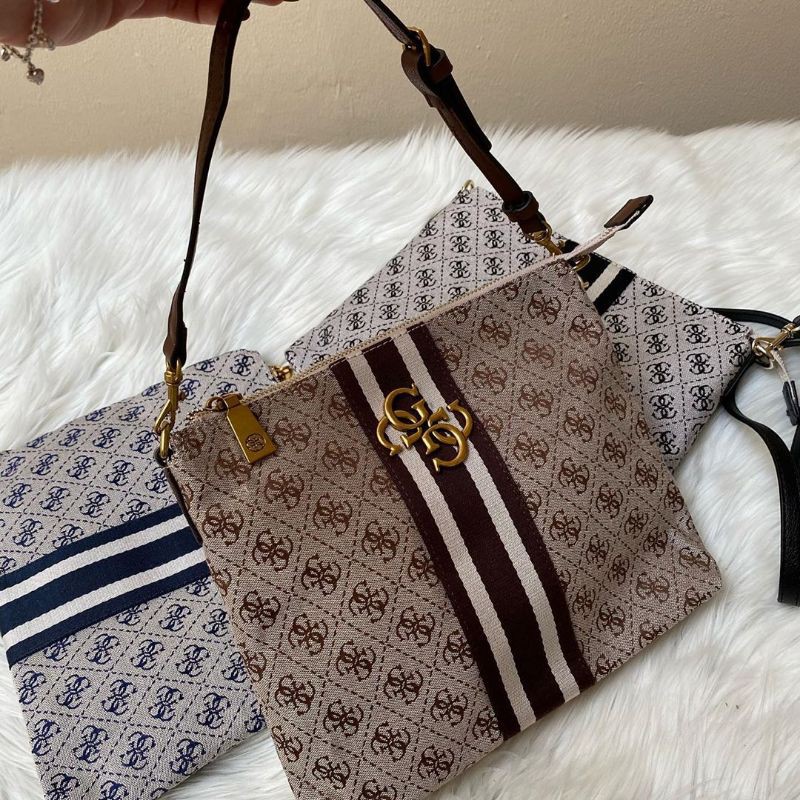 tas selempang wanita import guess (guess vintage multifunction)