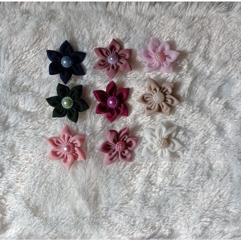 BROS HIJAB MOTIF BUNGA DAISY UKURAN KECIL