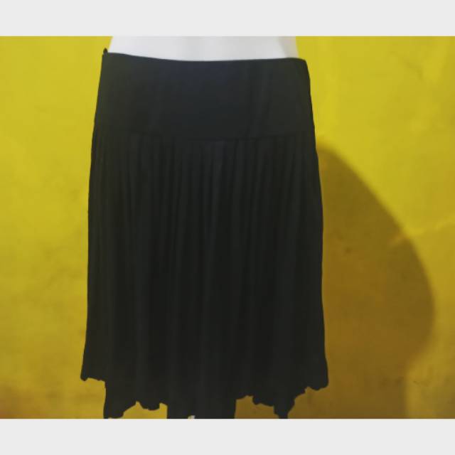 Plisket chic skirt PL (Brand : Indivi)