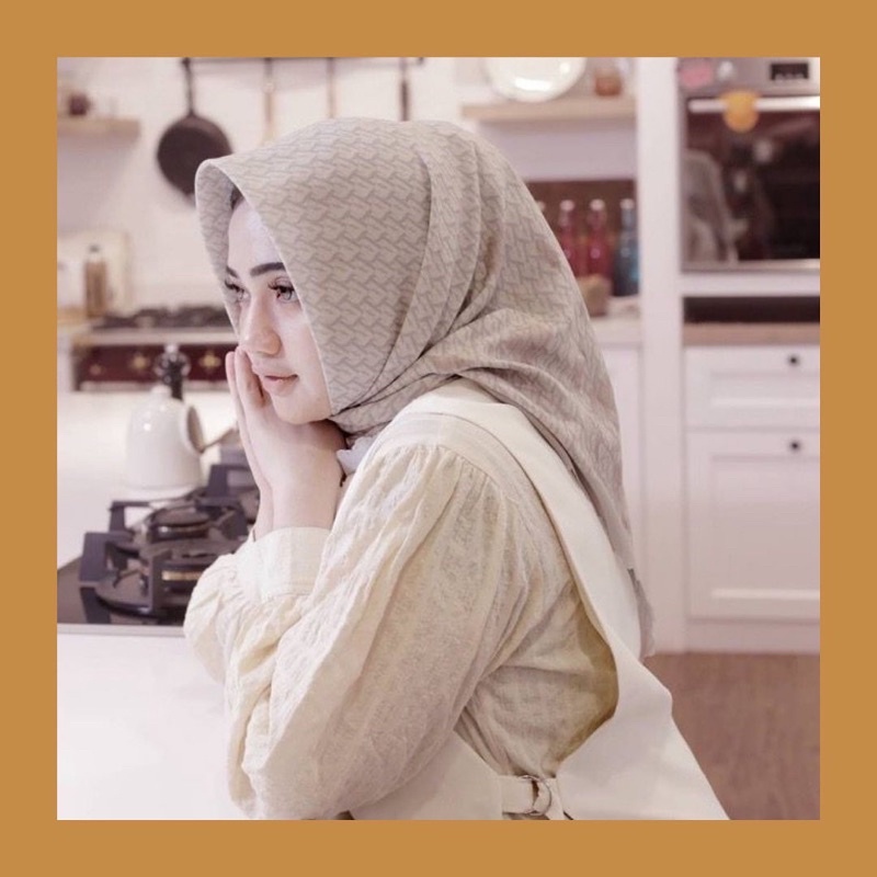 Preloved La Sabelle Tabula rasa