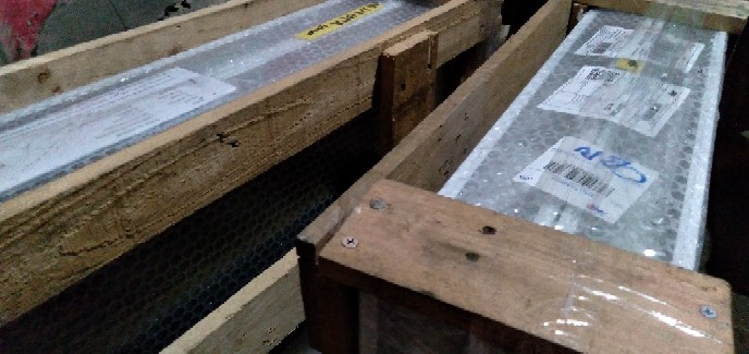 Jendela Aluminium 40 X 80 (jgn Lupa Klik Packing Kayu)