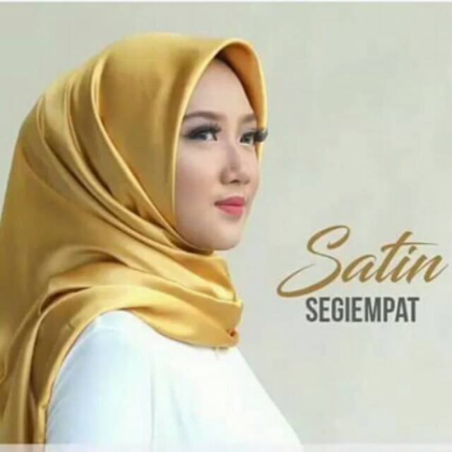 Jilbab Segi Empat Satin Velvet Segi Empat Satin Maxmara Segi Empat Pesta