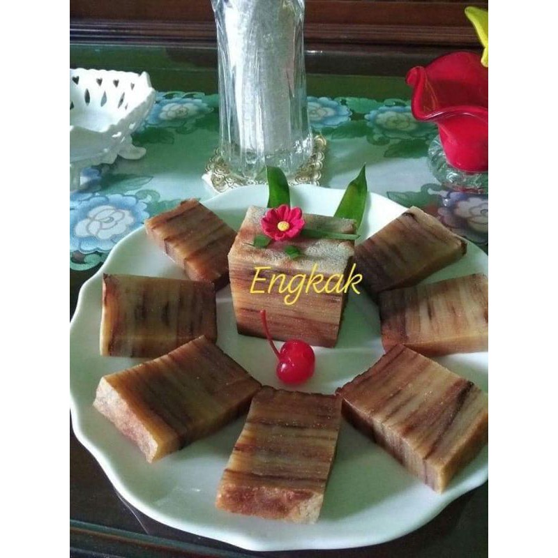 

ENGKAK KETAN