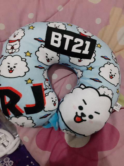 Bantal Leher Bts Bt21