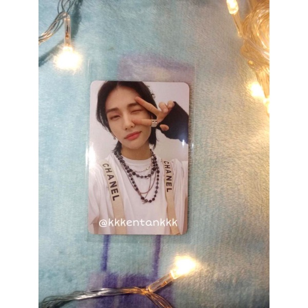 [BOOKED] PC Hyunjin chanel stray kids noeasy