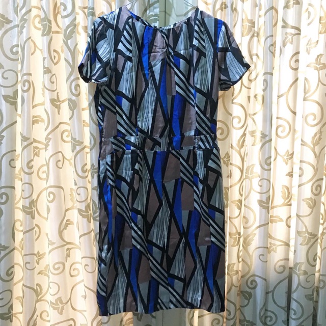 Preloved Dress Accent