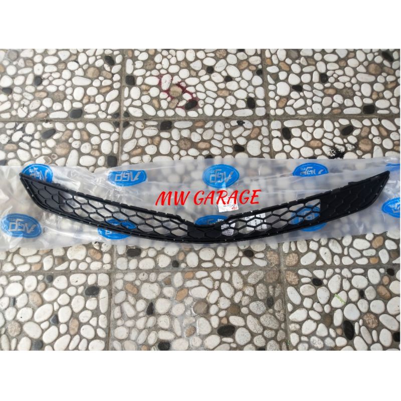 Grill up sarang tawon Avanza Veloz 2012 2013 2014 2015