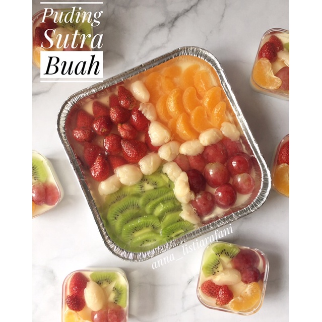

Puding Sutra Topping Buah uk 20x20 cm
