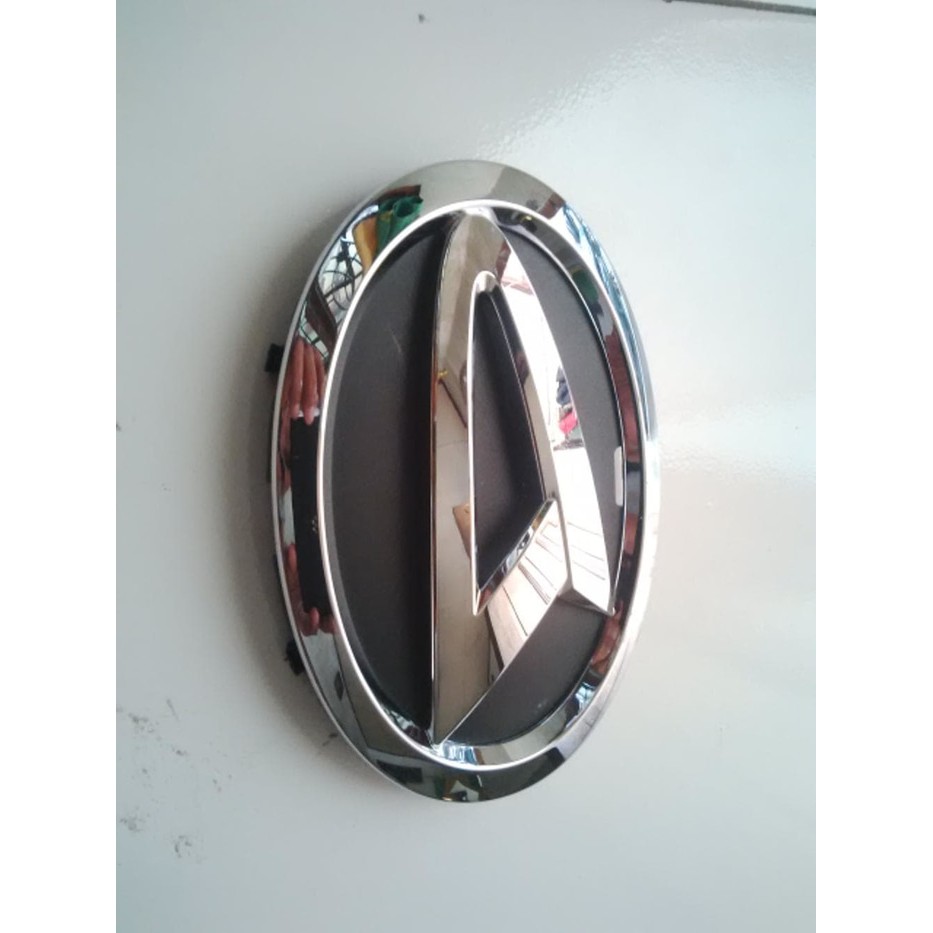 Aksesoris Mobil. emblem gril all new xenia 2012-2014