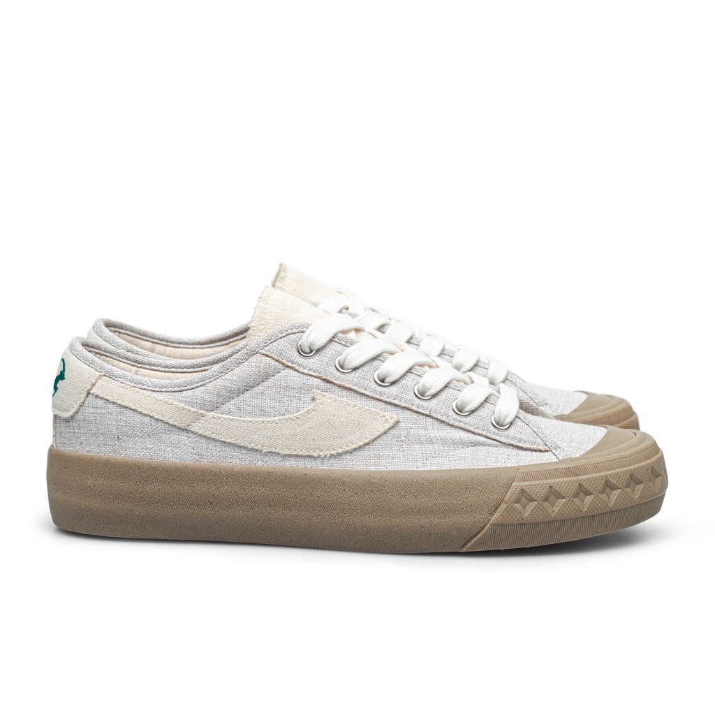 SEPATU COMPASS -- RETROGRADE LOW LINEN SAND