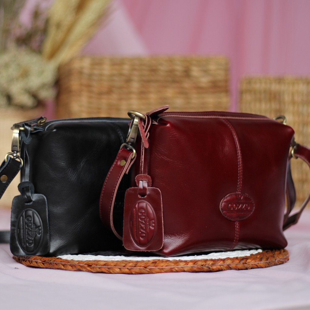 TAS SELEMPANG WANITA KULIT ASLI MINI QUEEN MAROON / FREE GRAVIR NAMA