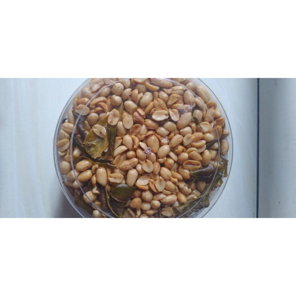 

Kacang Bawang Special / Kacang Bawang Cemilan Lebaran / Cemilan Lebaran / Kacang Bawang Murah