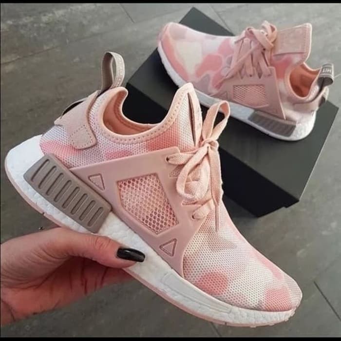 nmd xr1 pink camo