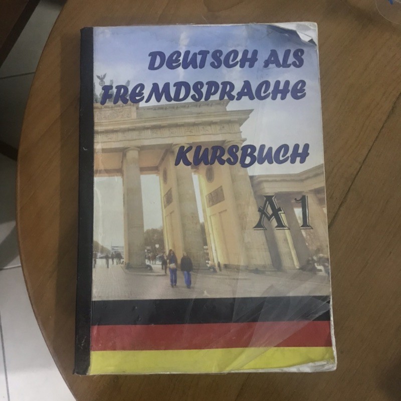 A1 Jerman ( Deutsch Als Fremdsprache) Kursbuch
