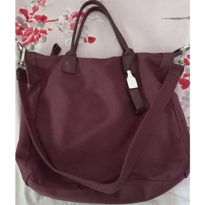 [Preloved] Fergie Shopper Bag by DYA Dhairya