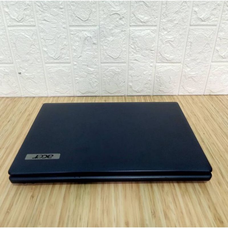 Acer Aspirr core i3 Ram 4GB HDD 500GB