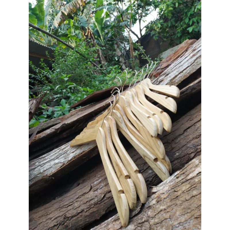Hanger kayu SUNGKAI