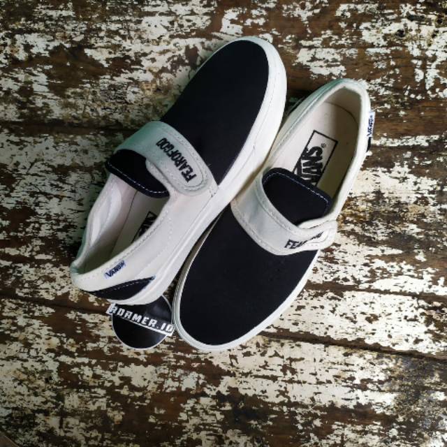 100% PREMIUM FEAR OF GOD X VANS SLIP ON V 47 BLACK WHITE