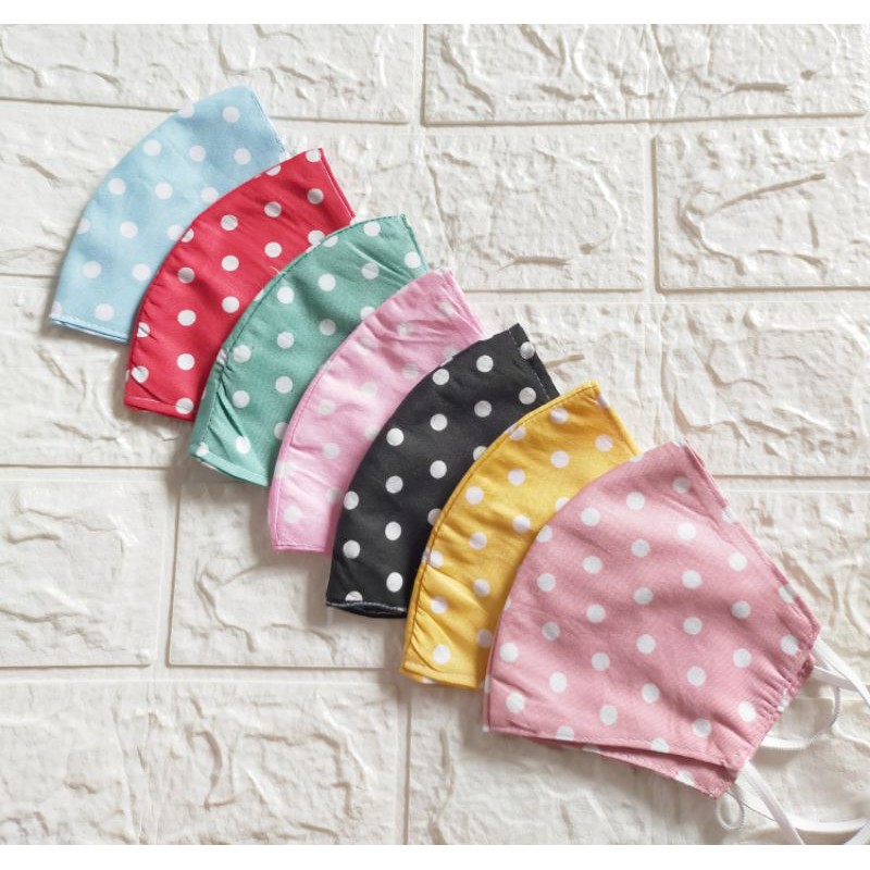 Masker Kain Katun Polka EARLOOP