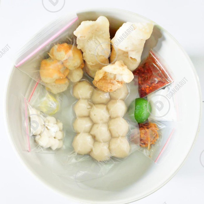 

Da202X6 Baso Aci Instan Jumbo Original Dan Bumbu Geprek Harga Ekonomis - Original, 6 Butir Xa20X1