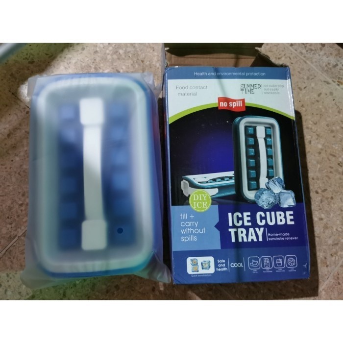 CEV Botol Cetakan Es Batu Silikon Kubus Pembuat Penyimpan Ice Cube Maker