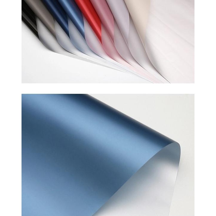 

Best Seller!! KODE-655 [5 LEMBAR] FLOWER WRAPPING METALIC BICOLOR CELLOPHANE KERTAS