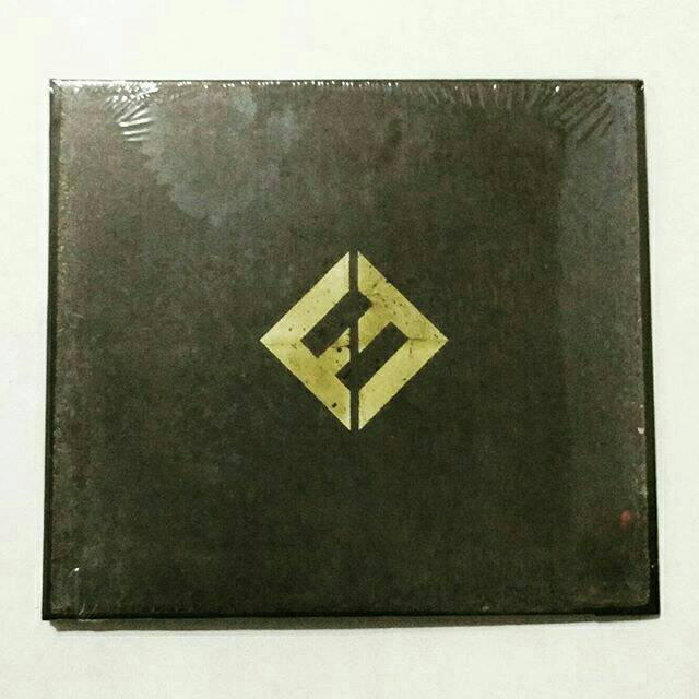 CD Foo Fighters - Concrete And Gold
