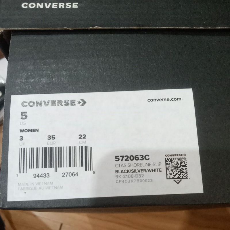 sepatu Converse original 572063C