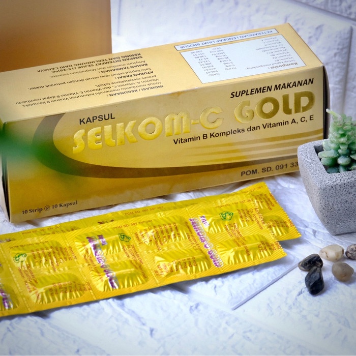 Vitamin C Selkom Gold ( 100 Kapsul/Box )