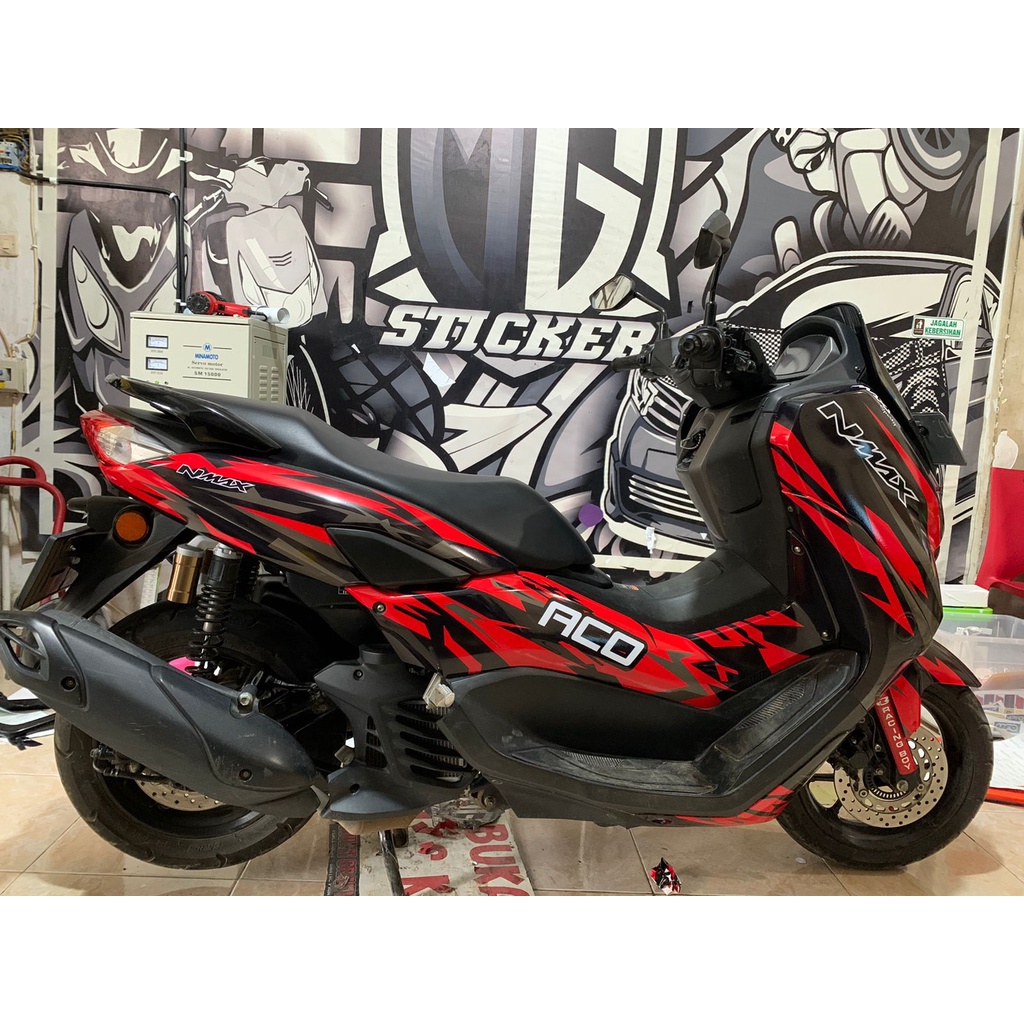Stiker Decal Motor YAMAHA NMAX NEW Full Body Sticker NMAX Baru Motif Garis Hitam Merah Bisa Request