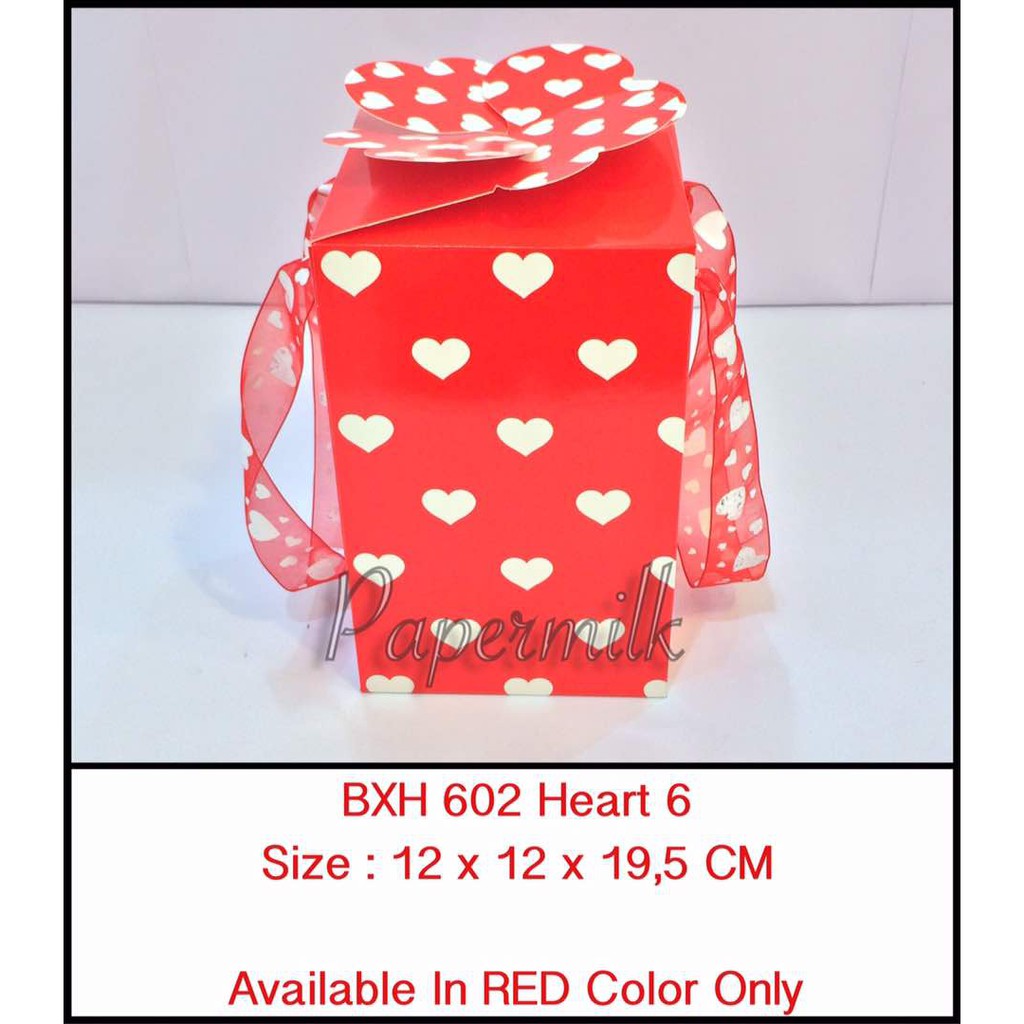 

BXH 602 Heart 6 (Size Box 12 x 12 x 19,5 CM) Box Tenteng Tali Motif Hati / Love