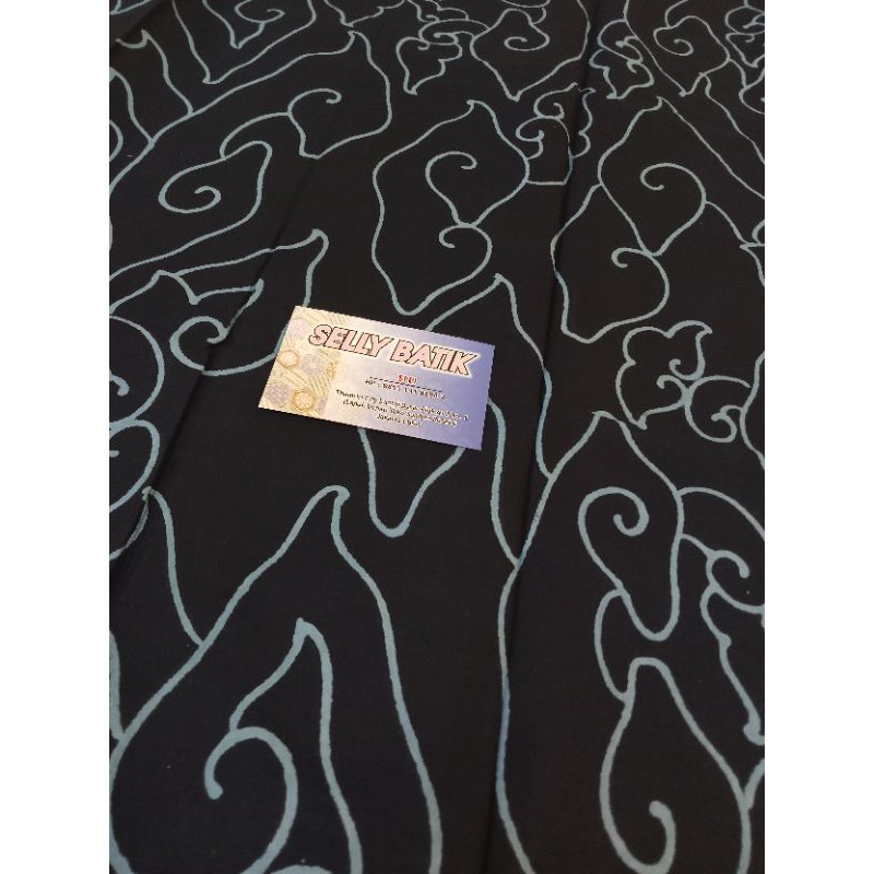 Batik tulis mega mendung