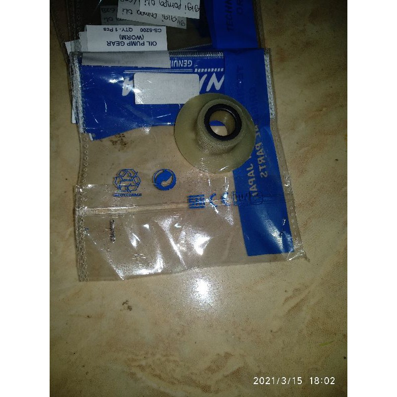 Gigi pompa oli chainsaw(worm gear)5200/5800/628