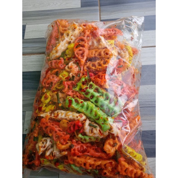 

kerupuk Seblak Pedas Daun Jeruk 1 Kilogram
