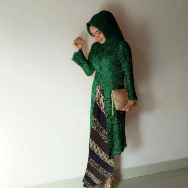 SET KEBAYA PUDJIASTUTI 4warna