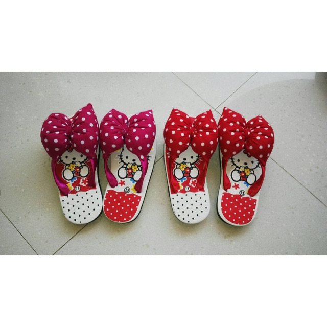 Sandal HK Polkadot Putih Merah