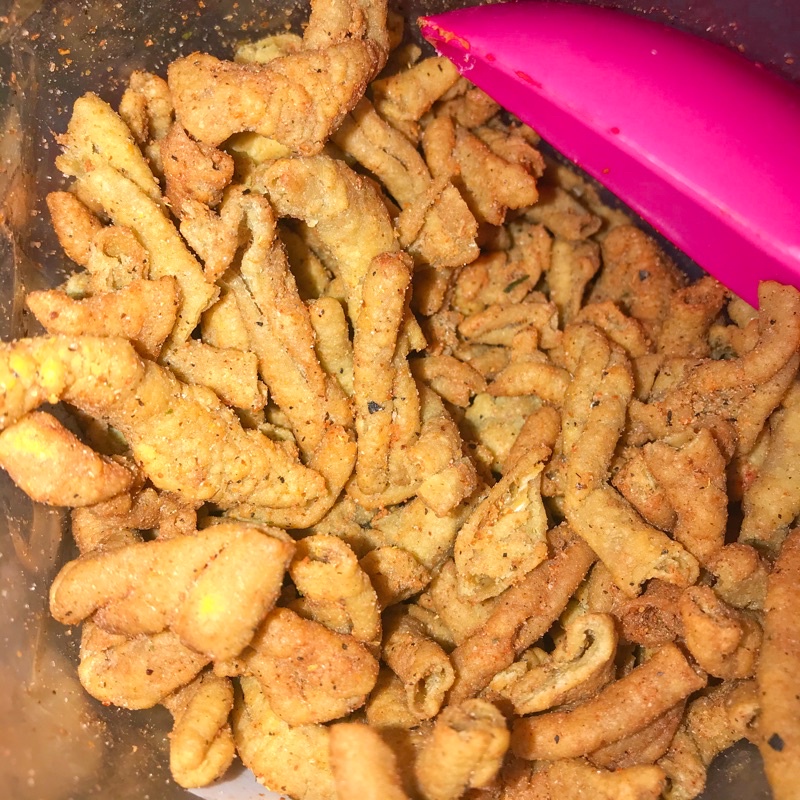 

USUS AYAM PEDAS DAUN PURUT | KRIPIK USUS AYAM PEDAS DAUN PURUT