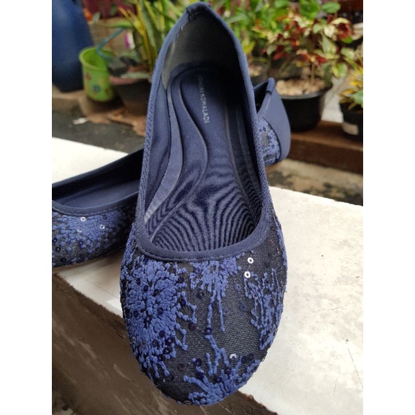 Sepatu Wanita || Yongki Komaladi || Size 40 || Navy || Preloved