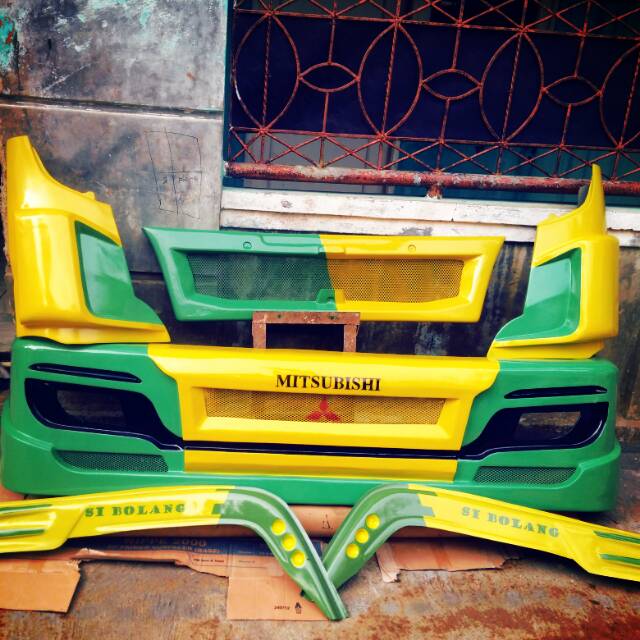 Download Gambar Mobil Dutro Variasi - RIchi Mobil