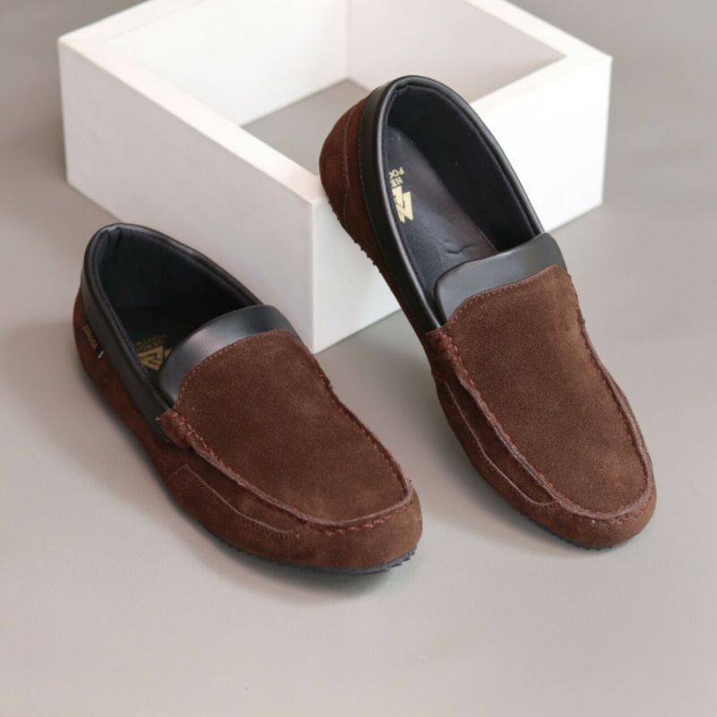 KILLIAN | Sepatu Kasual Pria Slip On Santai Kulit Suede Pansus Santai Trendi