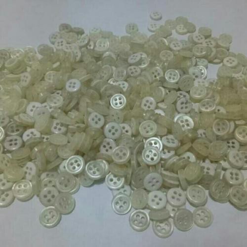 kancing 4 lobang /Kancing Baju Gepeng /Kancing Baju Diameter 11mm isi 144pcs per pack