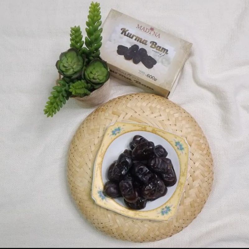 

Kurma Bam Madina dan Kurma Tunis Tangkai