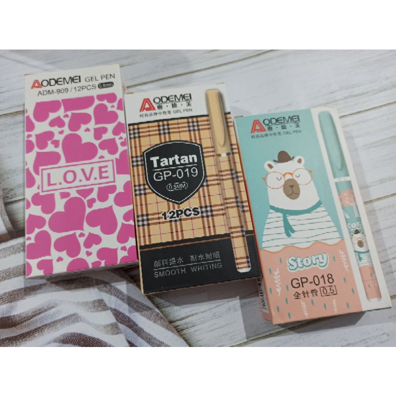 

(6Pcs) Bulpen murah gel 0.5/Bulpen Body warna tinta hitam