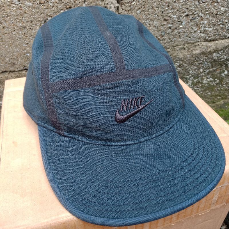 Nike 5 panel