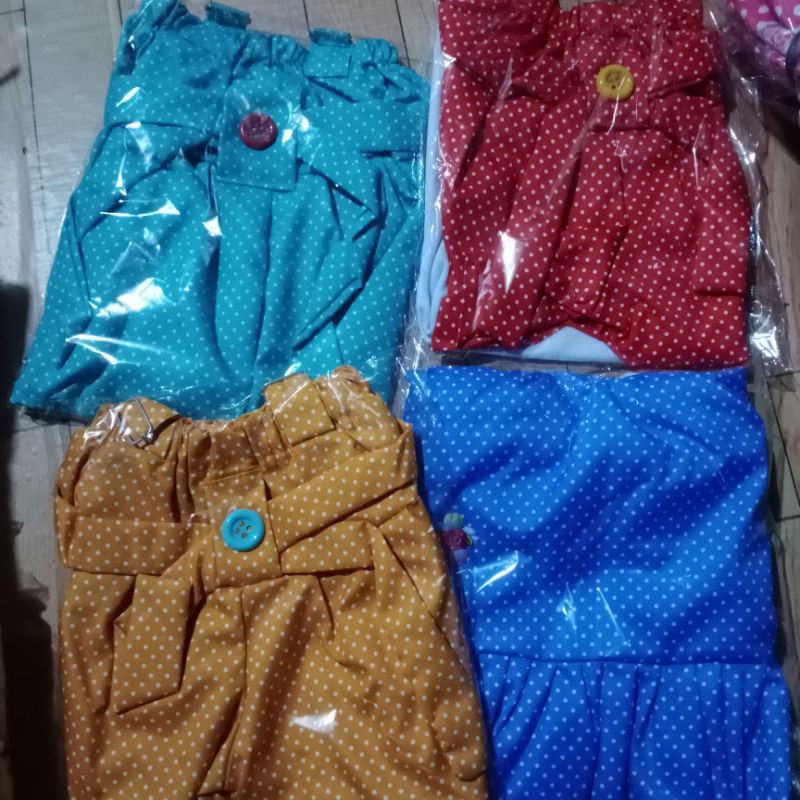 overall anak 2 3 tahun cewek celana kodokan aura dress anak ( overall celana kancing benik )